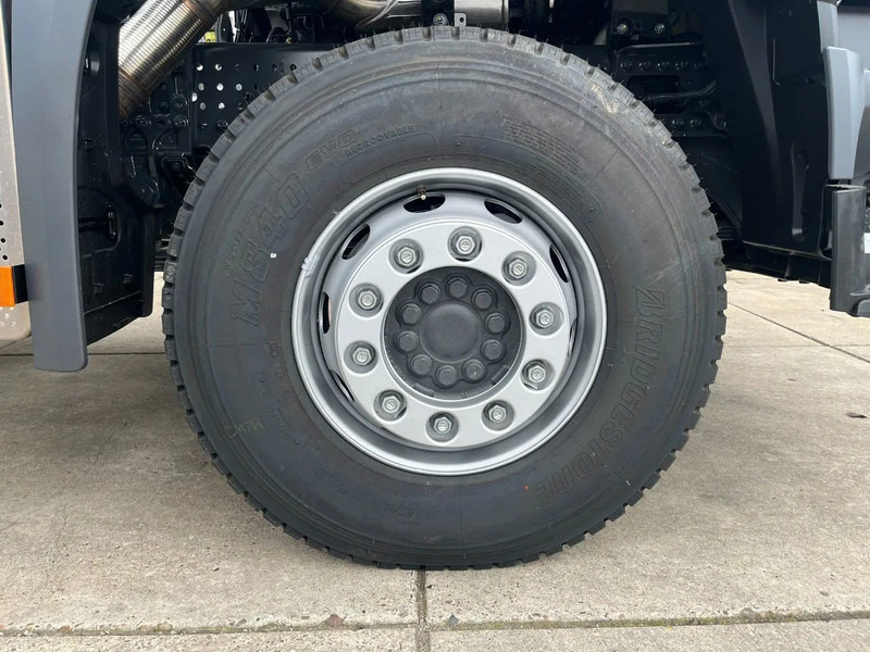Tracteur routier neuf Mercedes-Benz Actros 3348 S 6x4 Tractor Head: photos 17