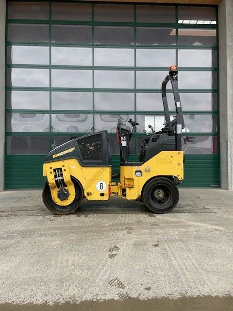BOMAG BW 100 AC-5 - Compacteur mixte: photos 1 BOMAG BW 100 AC-5 - Compacteur mixte: photos 1