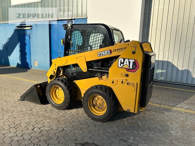 Cat 226D - Mini chargeuse: photos 2 Cat 226D - Mini chargeuse: photos 2