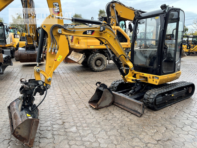 Cat 302.7D - Mini pelle: photos 1 Cat 302.7D - Mini pelle: photos 1