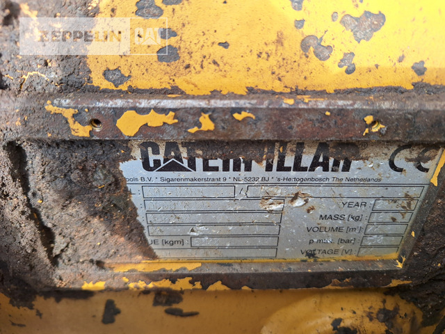Pelle sur chenille Cat 315FL: photos 6
