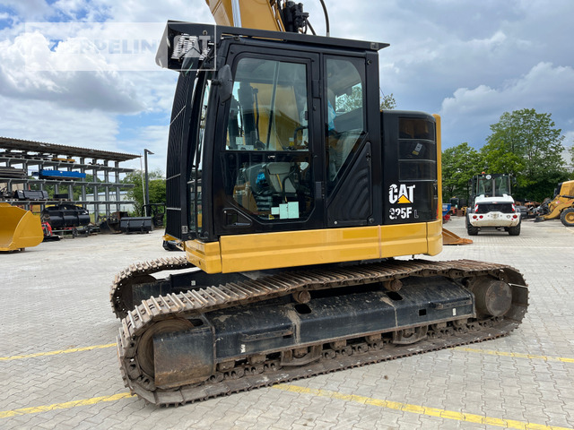 Cat 325FL - Pelle sur chenille: photos 3 Cat 325FL - Pelle sur chenille: photos 3
