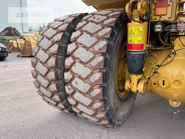 Tombereau rigide Cat 775G: photos 23