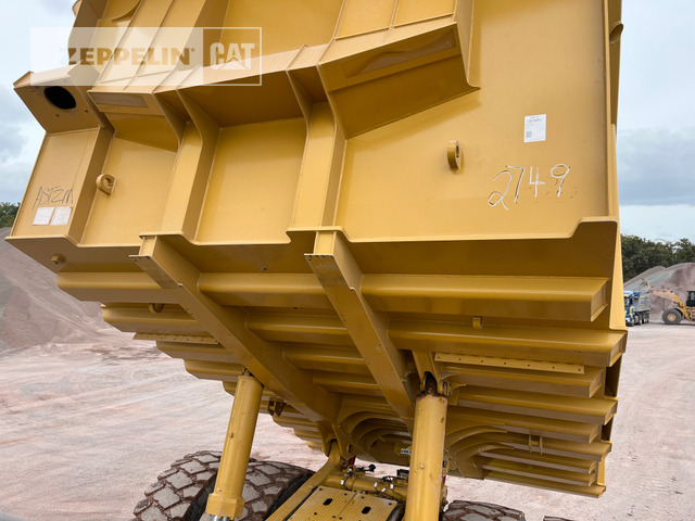 Tombereau rigide Cat 775G: photos 17