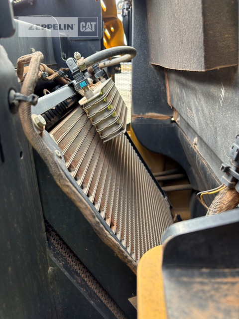 Chargeuse sur pneus Cat 908M: photos 27