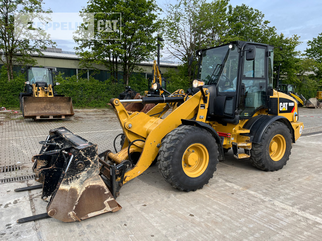 Cat 908M - Chargeuse sur pneus: photos 1 Cat 908M - Chargeuse sur pneus: photos 1