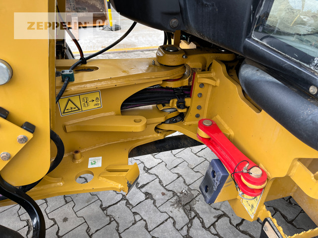 Chargeuse sur pneus Cat 908M: photos 6