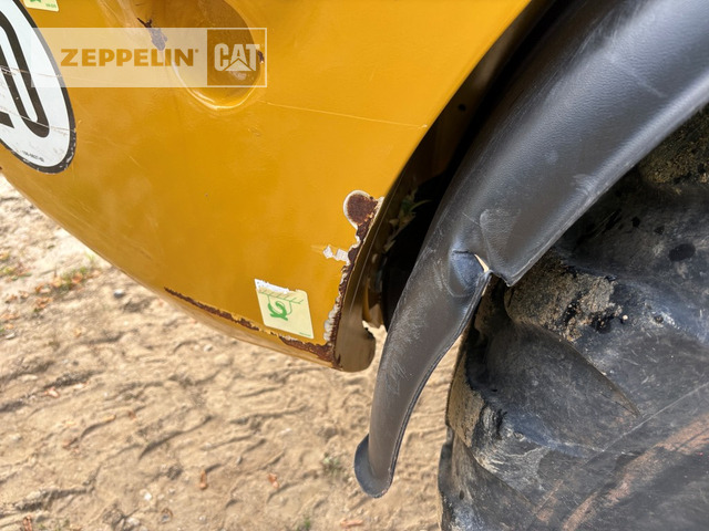 Chargeuse sur pneus Cat 908M: photos 21