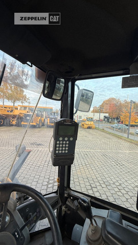 Chargeuse sur pneus Cat 928G: photos 15