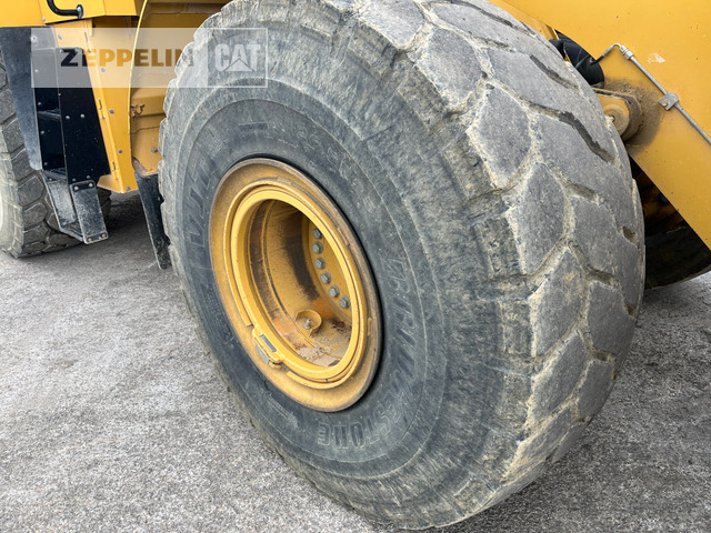 Chargeuse sur pneus Cat 966M: photos 11
