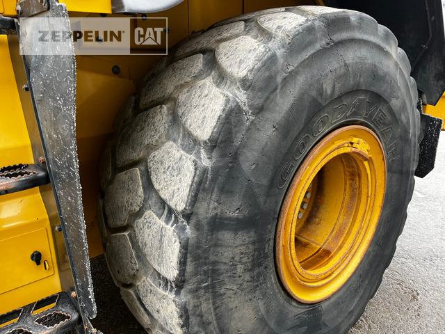 Chargeuse sur pneus Cat 966M: photos 10
