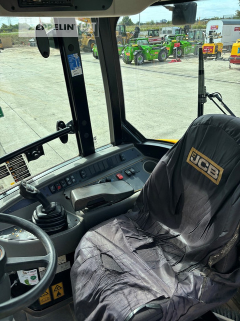 Chargeuse sur pneus Jcb 409: photos 30