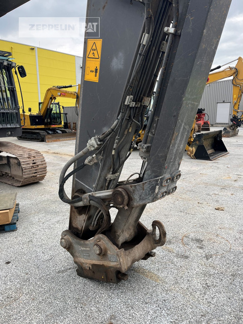 Volvo EC250E - Pelle sur chenille: photos 5 Volvo EC250E - Pelle sur chenille: photos 5