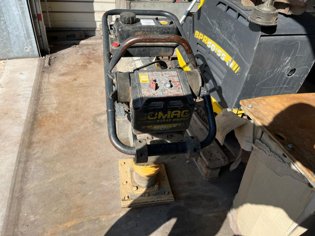 BOMAG BT 60 4 Diverse Stampfer - Engins de chantier: photos 5 BOMAG BT 60 4 Diverse Stampfer - Engins de chantier: photos 5