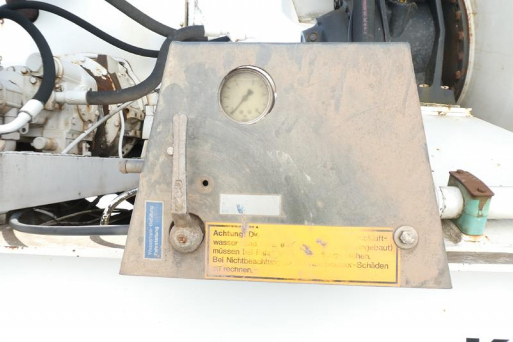 HOENKHAUS Betonmischauflieger Auflieger - Semi-remorque plateau: photos 5 HOENKHAUS Betonmischauflieger Auflieger - Semi-remorque plateau: photos 5