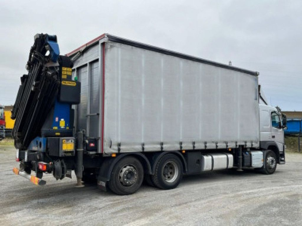 Volvo FM 420 6x2 Pritsche Heckkran 27m/t,Funk,Jib ,E6 - Camion grue, Camion à rideaux coulissants: photos 3 Volvo FM 420 6x2 Pritsche Heckkran 27m/t,Funk,Jib ,E6 - Camion grue, Camion à rideaux coulissants: photos 3