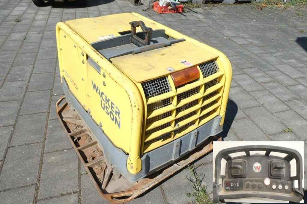 Wacker Rüttelplatte DPU 110rLem970 Baumaschine inkl. Fe - Plaque vibrante: photos 1 Wacker Rüttelplatte DPU 110rLem970 Baumaschine inkl. Fe - Plaque vibrante: photos 1