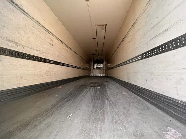 Chereau koelvries met thermo king SL200e - Semi-remorque frigorifique: photos 3 Chereau koelvries met thermo king SL200e - Semi-remorque frigorifique: photos 3