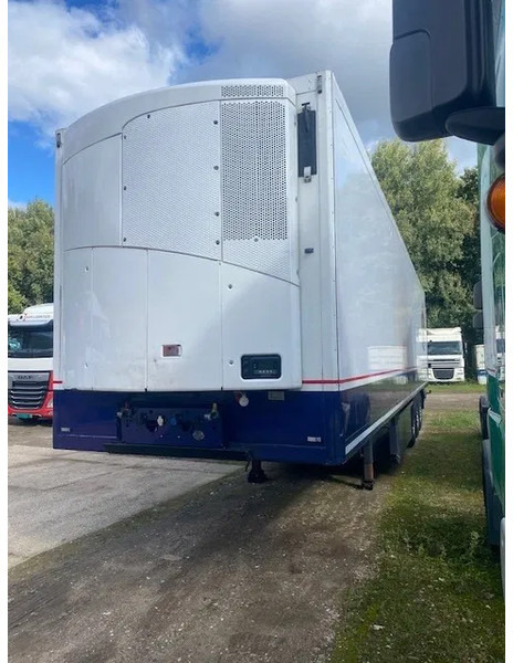 Krone koelvries met TK en onderschuifklep , aslift, - Semi-remorque frigorifique: photos 2 Krone koelvries met TK en onderschuifklep , aslift, - Semi-remorque frigorifique: photos 2