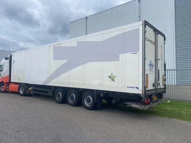 Schmitz Cargobull sko koelvries met carrier vector motor, saf assen disc brakes, 2 x lift , tuv gultig - Semi-remorque frigorifique: photos 3 Schmitz Cargobull sko koelvries met carrier vector motor, saf assen disc brakes, 2 x lift , tuv gultig - Semi-remorque frigorifique: photos 3
