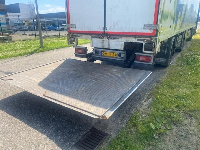 Vogelzang bloemen en planten oplegger 280 hoog deuren voor en achter, laadklep achter - Semi-remorque fourgon: photos 5 Vogelzang bloemen en planten oplegger 280 hoog deuren voor en achter, laadklep achter - Semi-remorque fourgon: photos 5