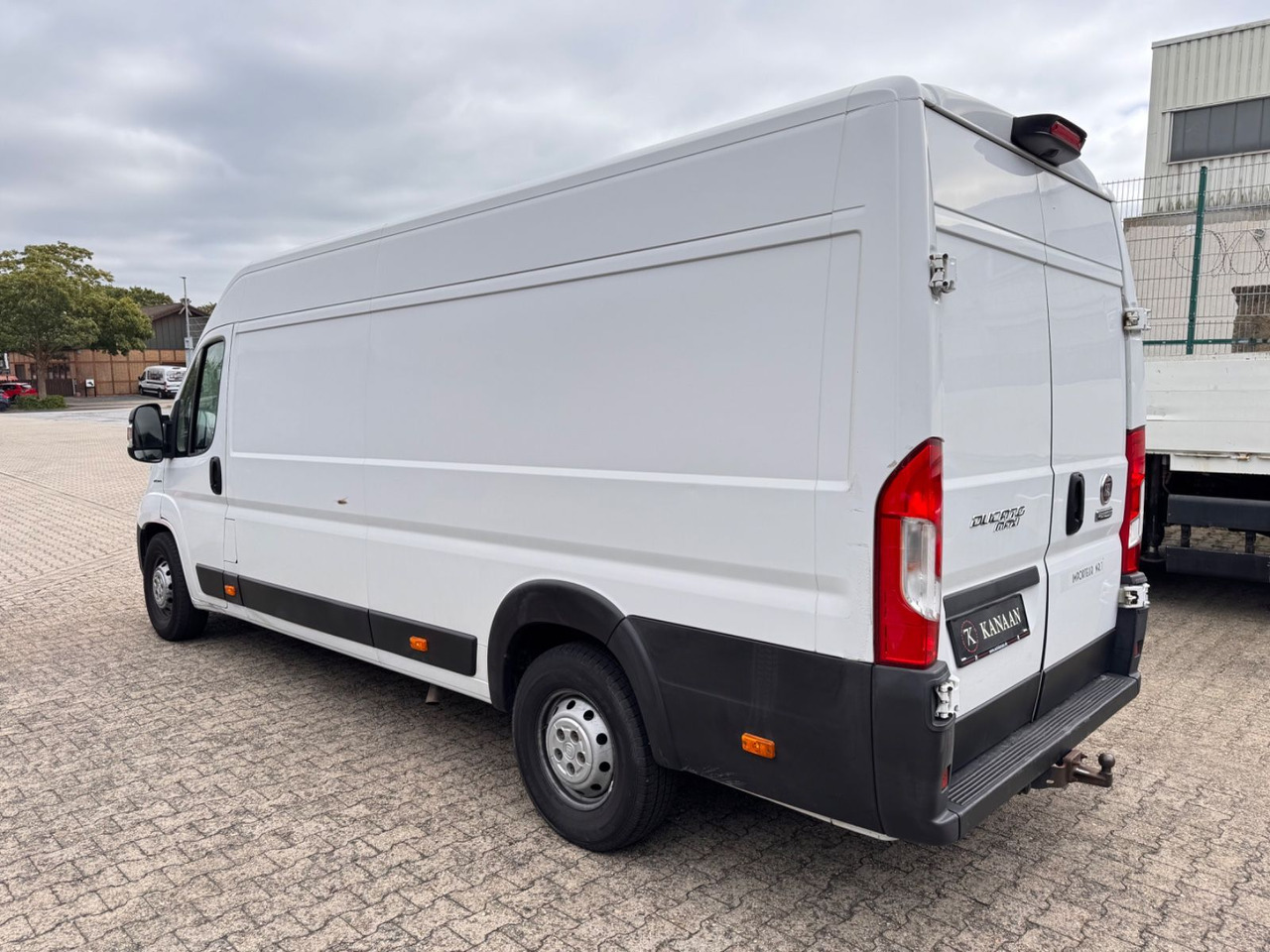 Fiat Ducato 2.3 Maxi Kasten 35 150 L5H2 RS: 4035 - Fourgon utilitaire: photos 5 Fiat Ducato 2.3 Maxi Kasten 35 150 L5H2 RS: 4035 - Fourgon utilitaire: photos 5