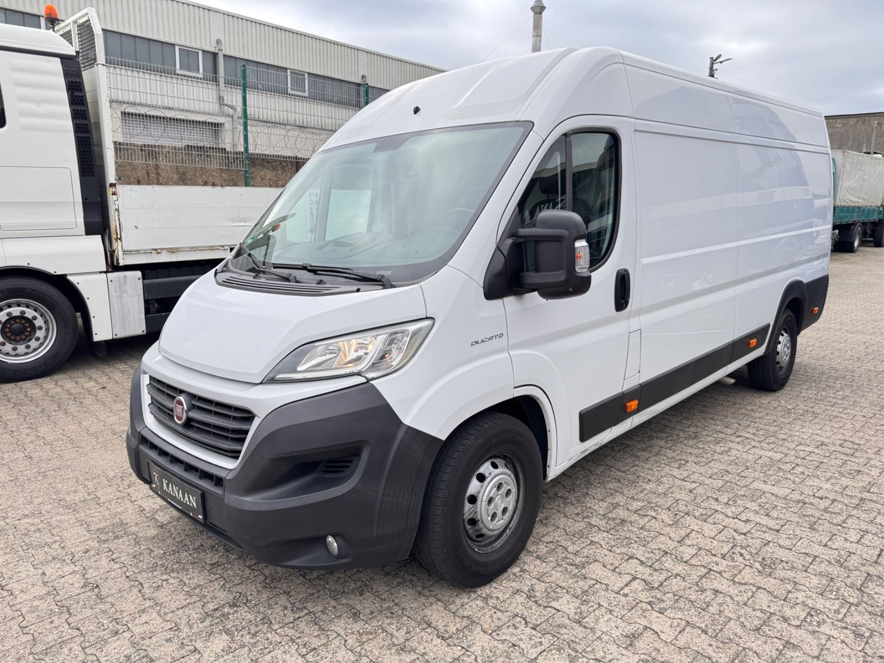 Fiat Ducato 2.3 Maxi Kasten 35 150 L5H2 RS: 4035 - Fourgon utilitaire: photos 3 Fiat Ducato 2.3 Maxi Kasten 35 150 L5H2 RS: 4035 - Fourgon utilitaire: photos 3