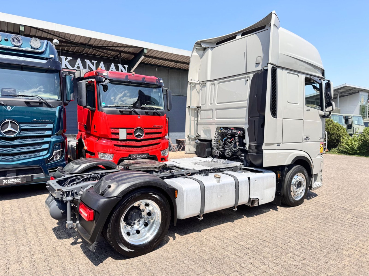 DAF XF 480 FT 4x2 SSC Low Deck Standklima ZF-Intard - Tracteur routier: photos 4 DAF XF 480 FT 4x2 SSC Low Deck Standklima ZF-Intard - Tracteur routier: photos 4