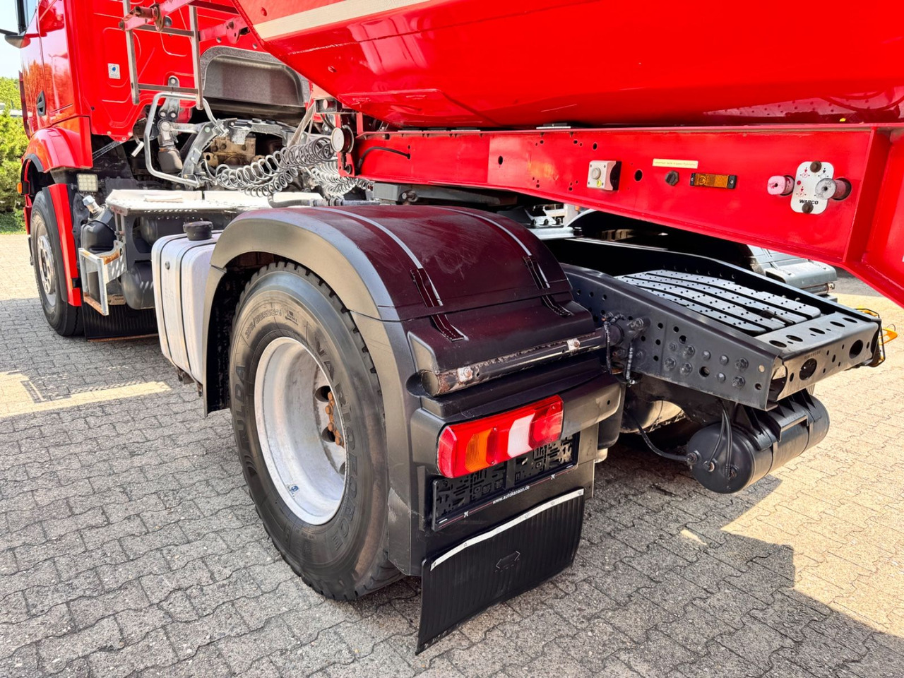 Mercedes-Benz 1846 Actros LS Kipphydraulik Alcoa TÜV NEU - Tracteur routier: photos 4 Mercedes-Benz 1846 Actros LS Kipphydraulik Alcoa TÜV NEU - Tracteur routier: photos 4