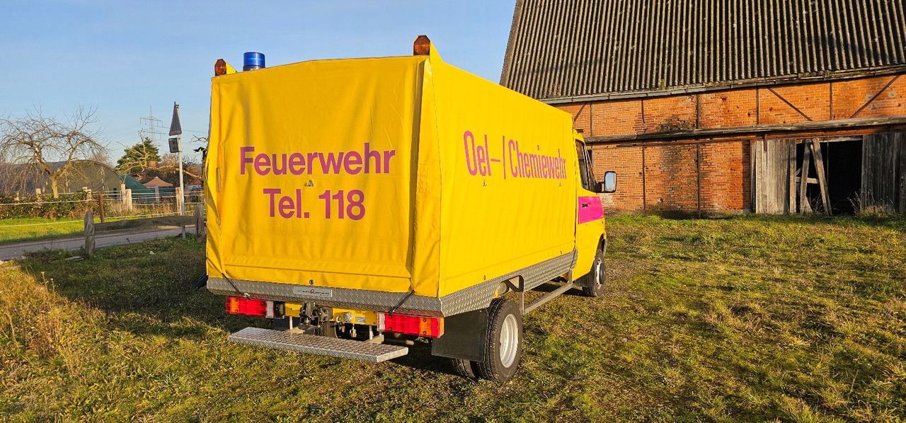 Mercedes-Benz 3,5t Allrad Sprinter Feuerwehr 4x4 - Véhicule utilitaire: photos 4 Mercedes-Benz 3,5t Allrad Sprinter Feuerwehr 4x4 - Véhicule utilitaire: photos 4