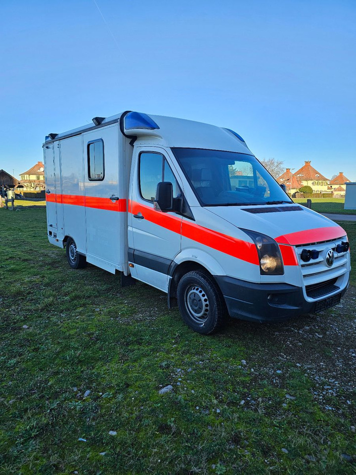 Volkswagen Crafter ELW Rettungswagen Camper Van - Ambulance: photos 1 Volkswagen Crafter ELW Rettungswagen Camper Van - Ambulance: photos 1