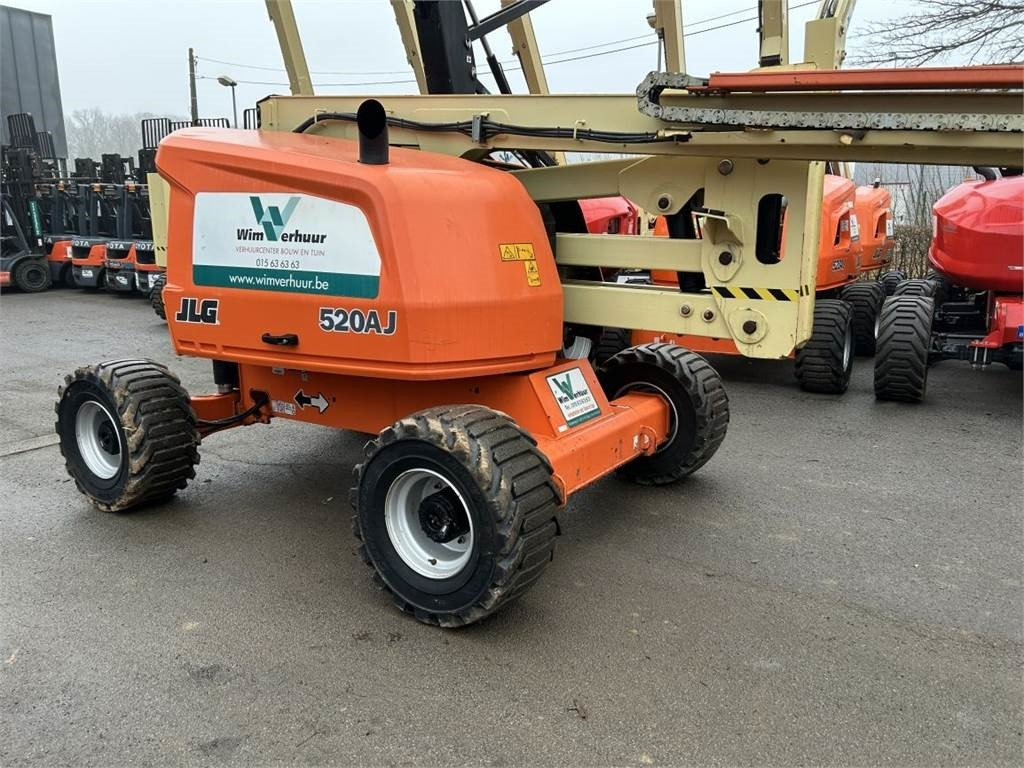JLG 520AJ (2633) - Nacelle articulée: photos 2 JLG 520AJ (2633) - Nacelle articulée: photos 2