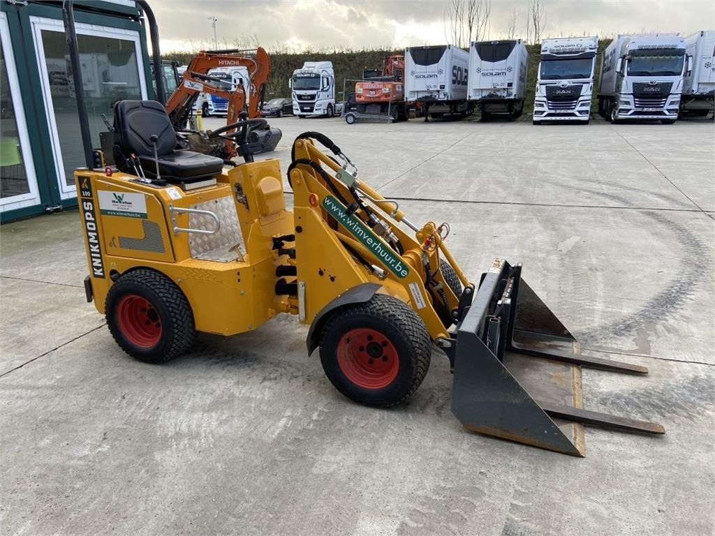 Knikmops KM100 (7123) - Valet de ferme: photos 4 Knikmops KM100 (7123) - Valet de ferme: photos 4