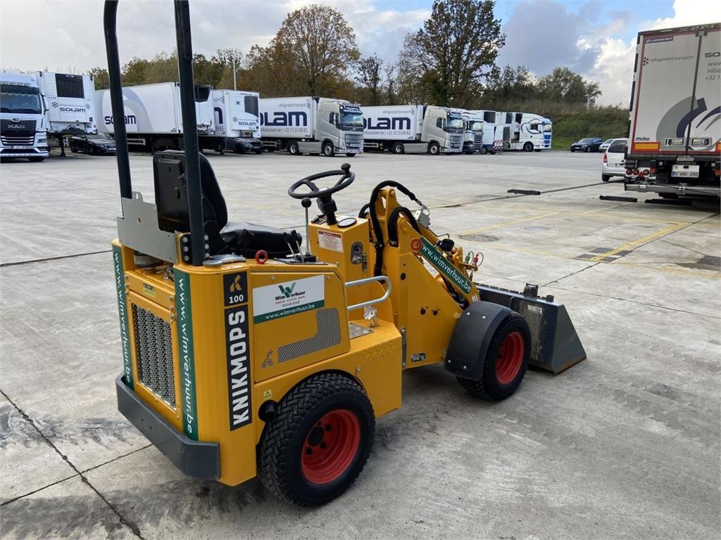 Knikmops KM100 (7123) - Valet de ferme: photos 3 Knikmops KM100 (7123) - Valet de ferme: photos 3