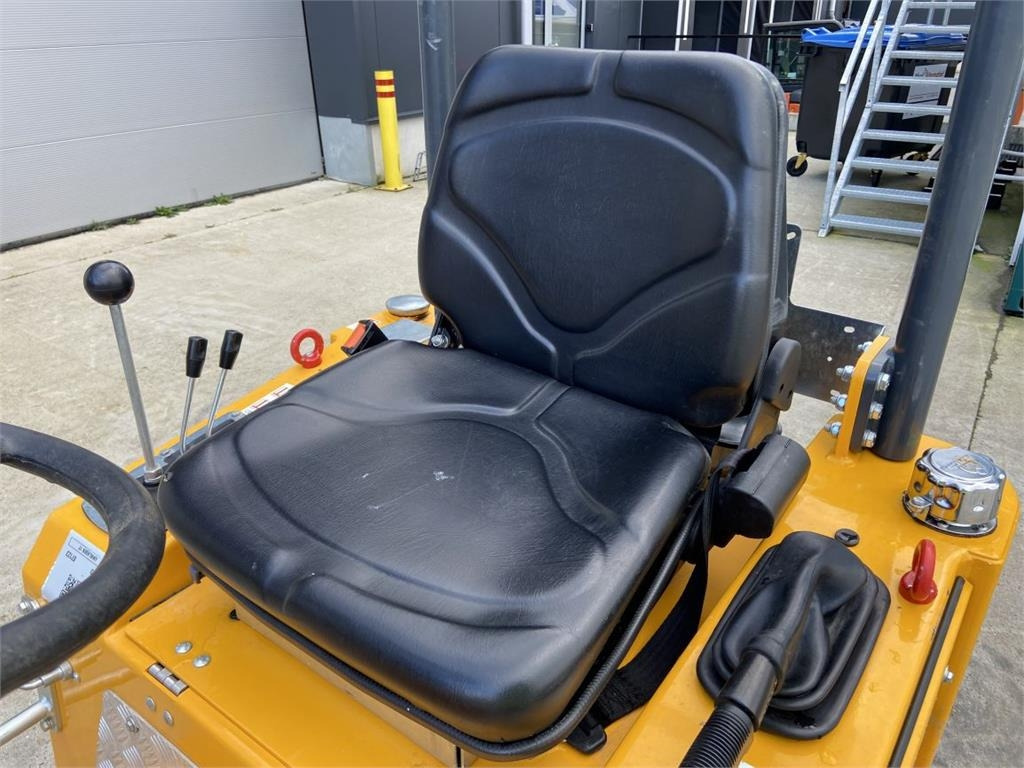 Valet de ferme Knikmops KM100 (7123): photos 13 Valet de ferme Knikmops KM100 (7123): photos 13