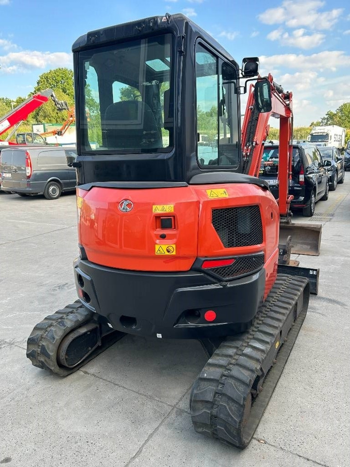 Kubota U 36-4 - Mini pelle: photos 5 Kubota U 36-4 - Mini pelle: photos 5