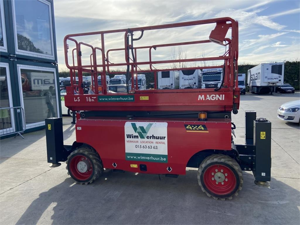 Magni DS1218RT (7195) - Nacelle ciseaux: photos 3 Magni DS1218RT (7195) - Nacelle ciseaux: photos 3