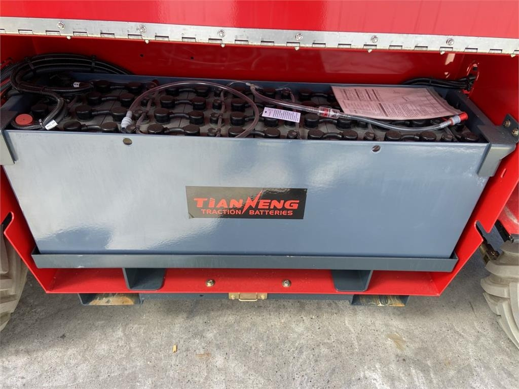 Nacelle ciseaux Magni ES1418RT (7940): photos 11 Nacelle ciseaux Magni ES1418RT (7940): photos 11