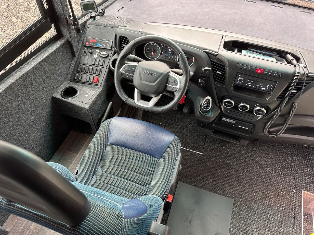 Iveco RAPIDO 70c21 (Garantie 06.2027*Motor neu 09.25) - Minibus, Transport de personnes: photos 5 Iveco RAPIDO 70c21 (Garantie 06.2027*Motor neu 09.25) - Minibus, Transport de personnes: photos 5