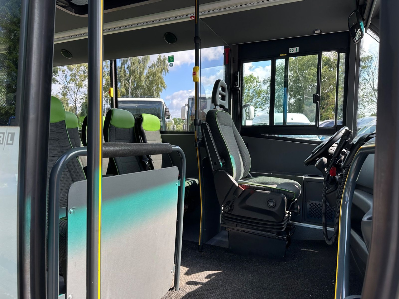 Minibus, Transport de personnes Iveco Rapido 70C18 (wenig Km*7.2t*33 Sitze) Rosero: photos 9