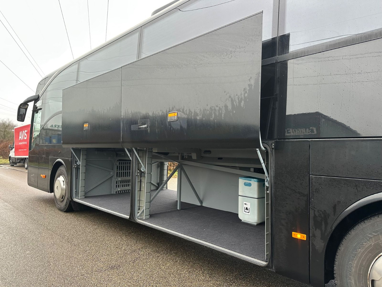 Mercedes-Benz Tourismo O350 15 RHD (205 tKm*DE*TOP) - Autocar: photos 4 Mercedes-Benz Tourismo O350 15 RHD (205 tKm*DE*TOP) - Autocar: photos 4