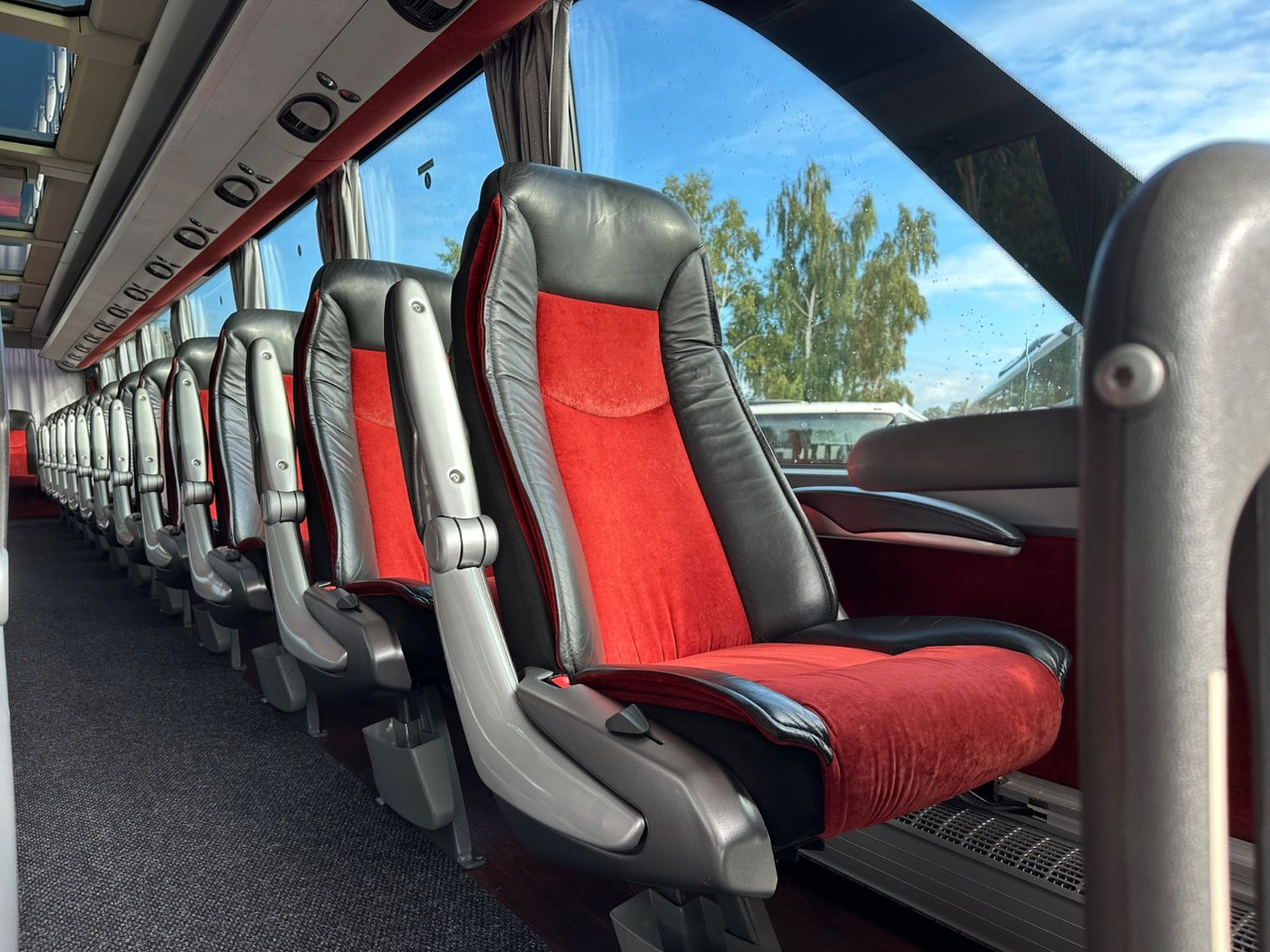 Setra S 416 HDH (V.I.P 2+1 Sitze*Panorama*TOP) - Autocar: photos 5 Setra S 416 HDH (V.I.P 2+1 Sitze*Panorama*TOP) - Autocar: photos 5